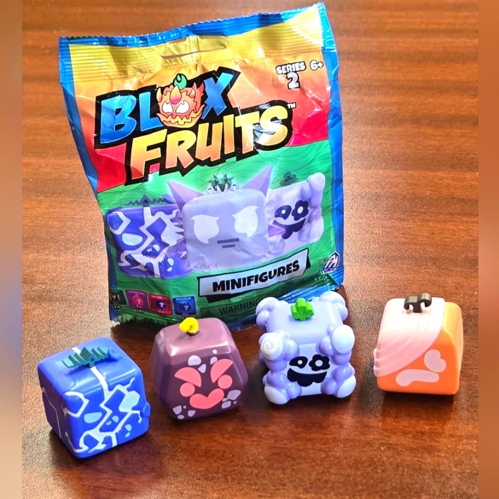 Blox Fruits Minifigures